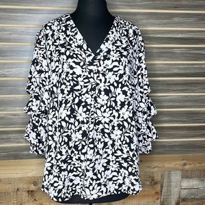 Vince Camuto Plus Size Ruched Ballon Sleeve Blouse-Woman's-2X